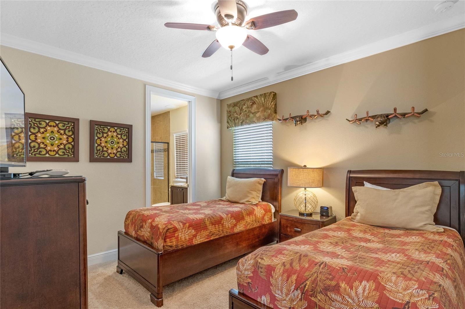 Image 29 of 41 For 796 Desert Mountain Court