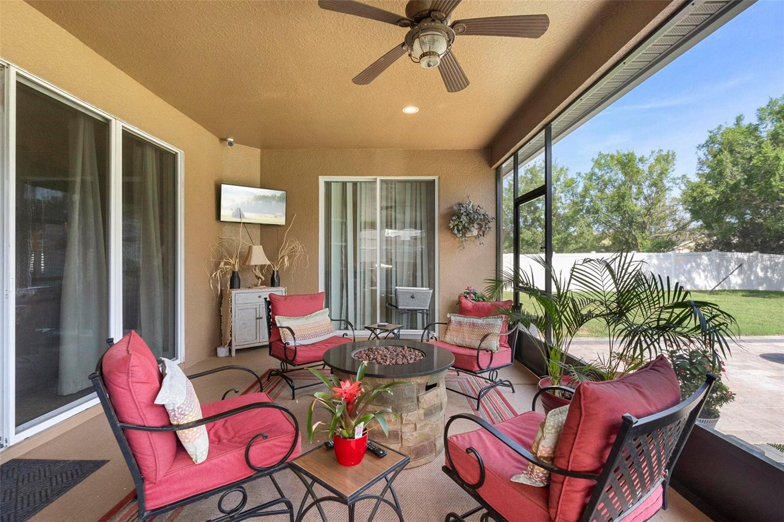 Image 32 of 39 For 3551 Statham Drive