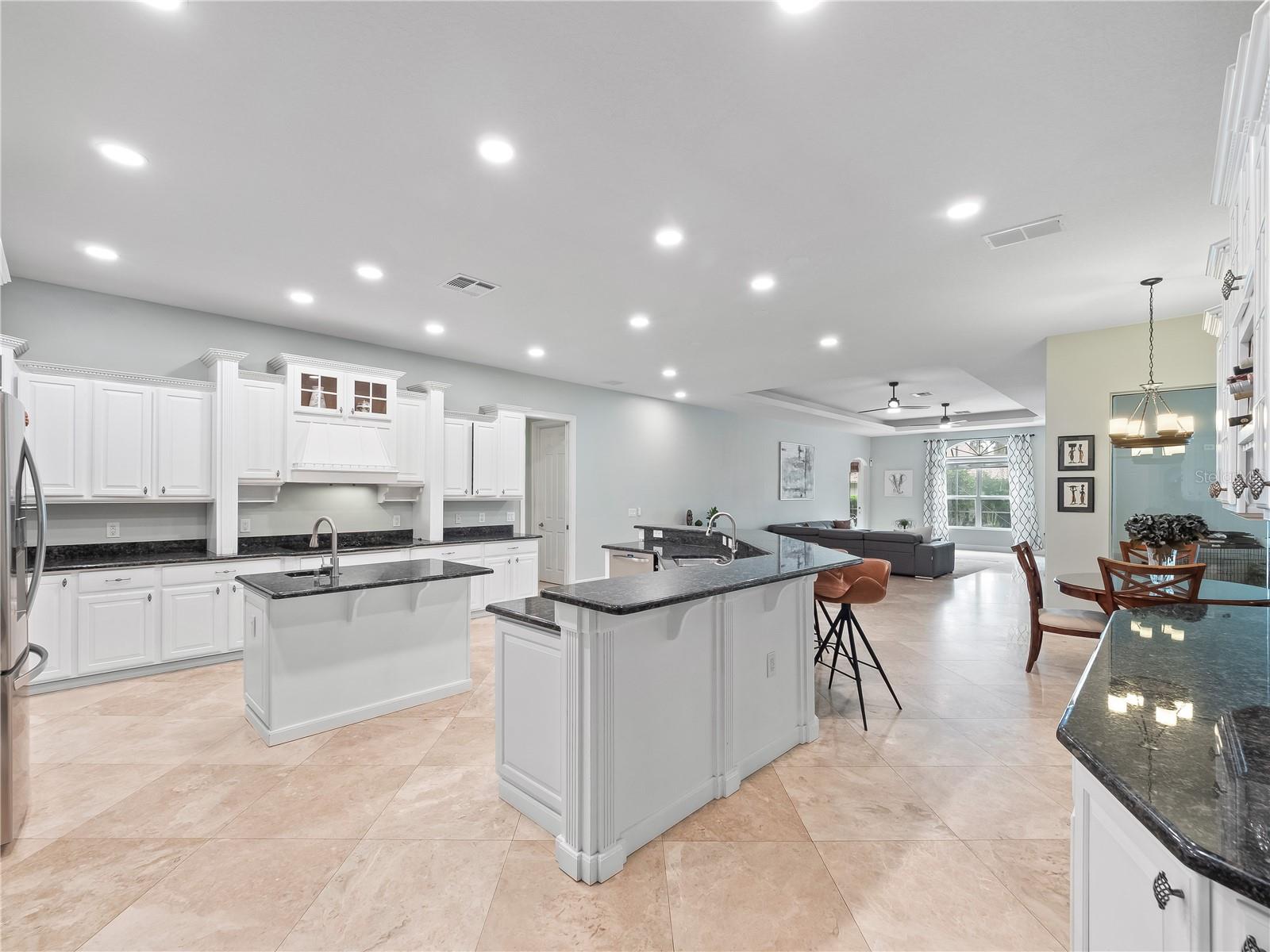 Image 16 of 67 For 8531 Cypress Hollow Court