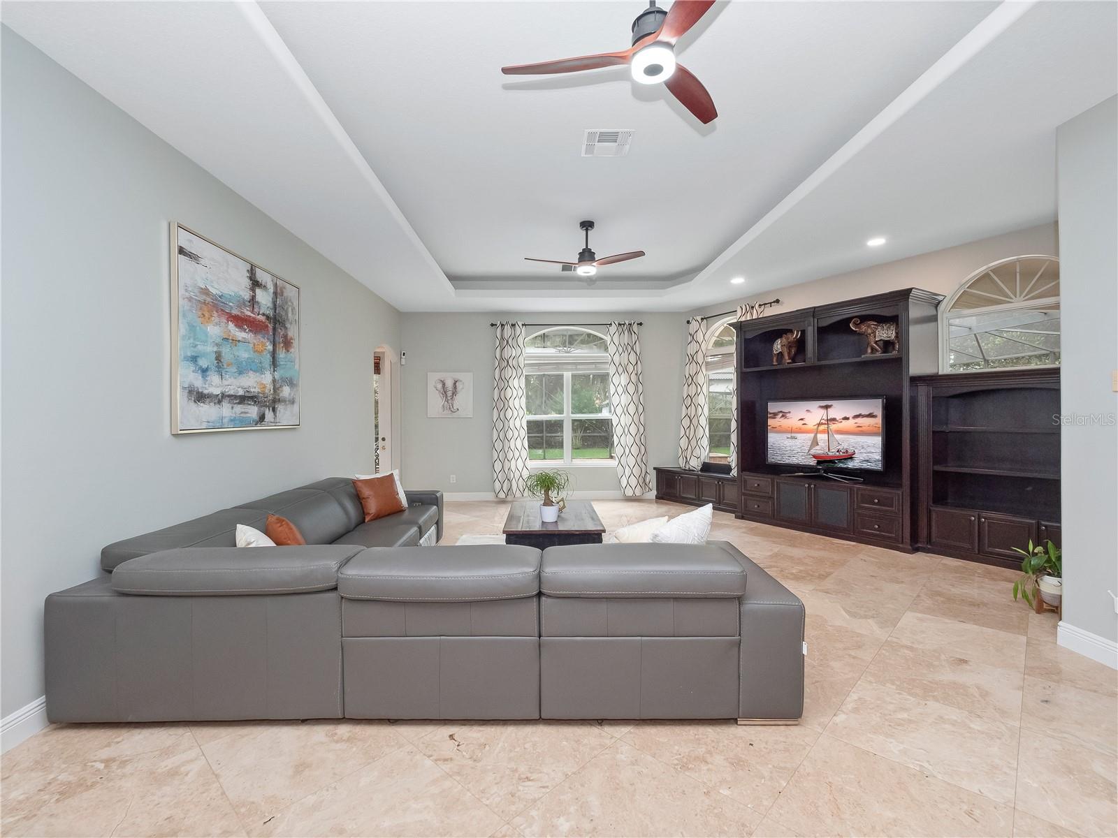 Image 24 of 67 For 8531 Cypress Hollow Court