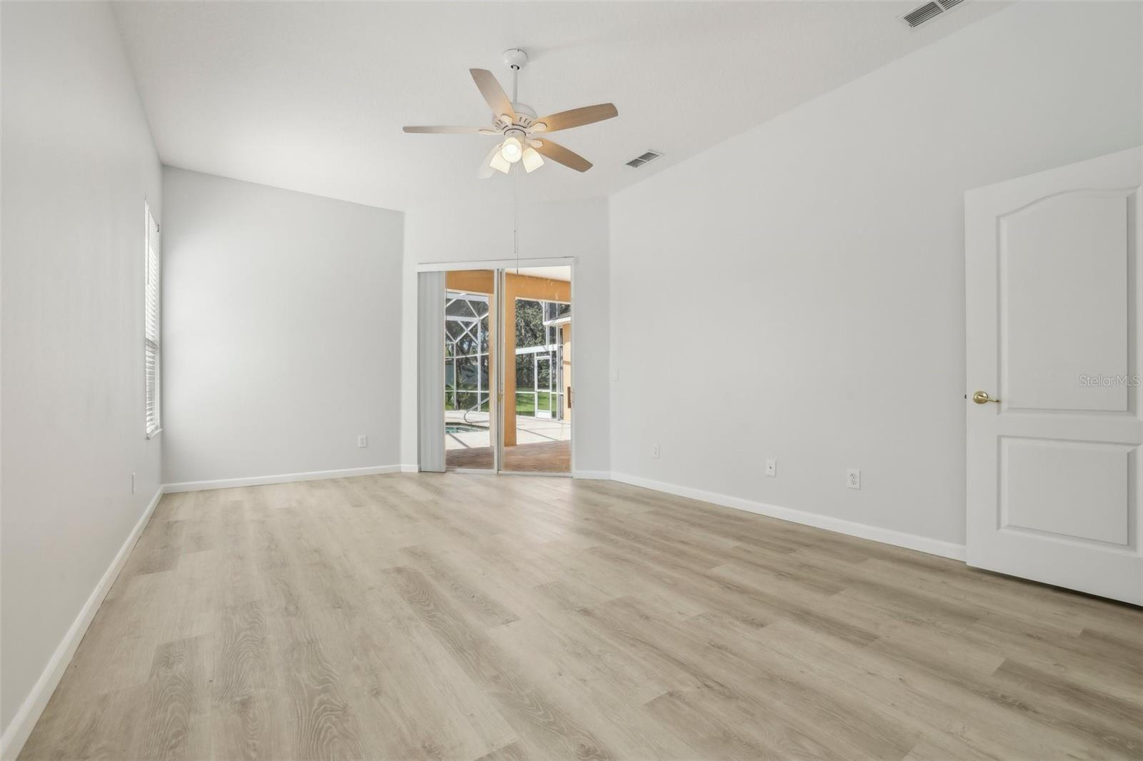 Image 30 of 31 For 604 Cheviot Court