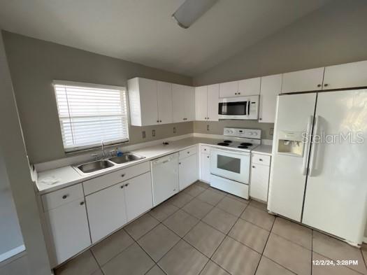 Image 3 of 10 For 6115 Sand Key Lane