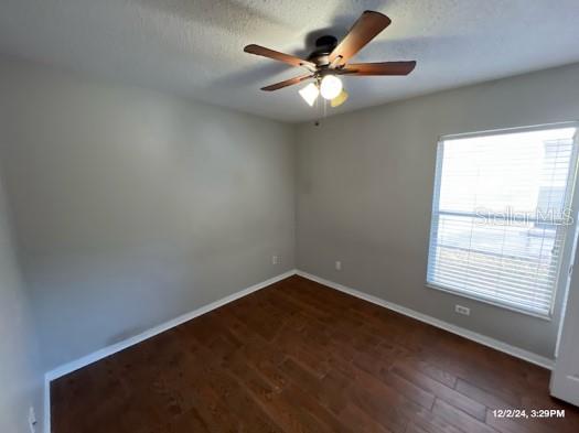 Image 4 of 10 For 6115 Sand Key Lane