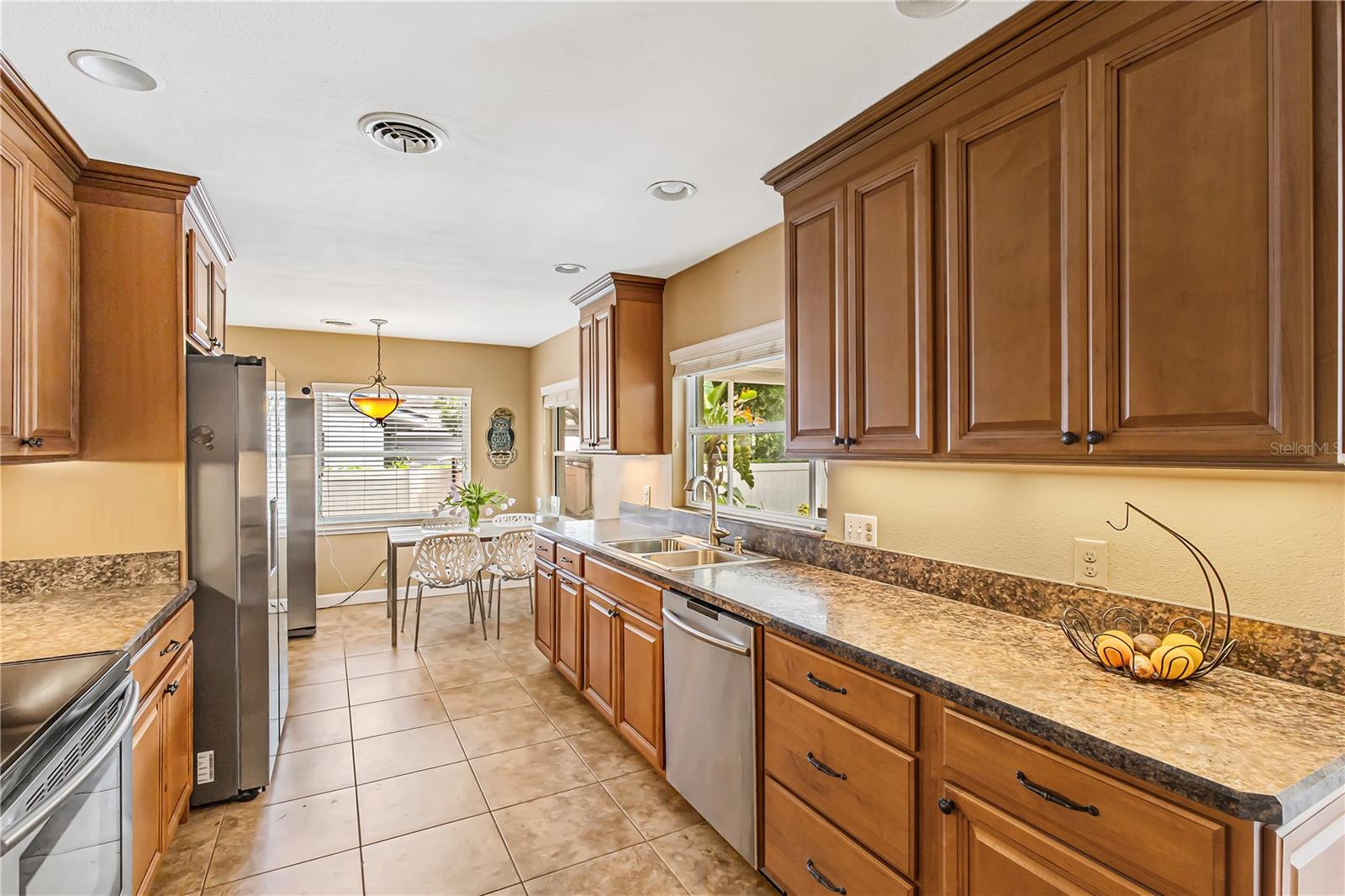 Image 12 of 43 For 676 Dunblane Drive
