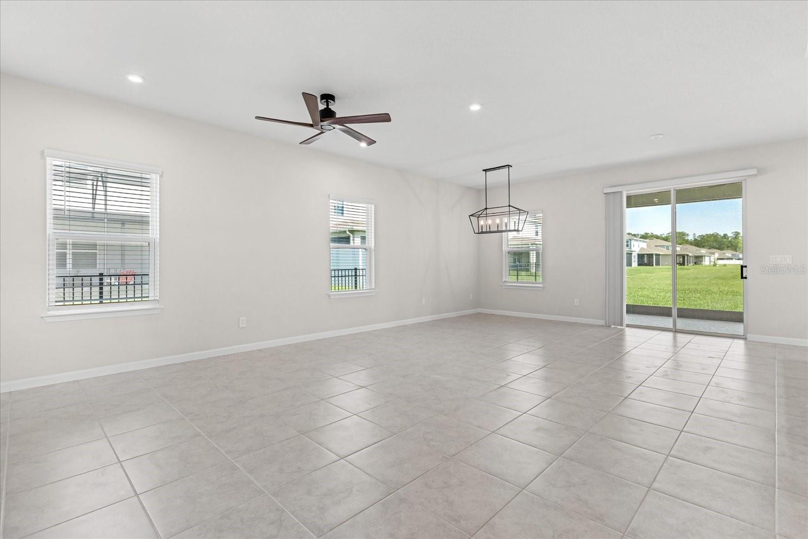 Image 11 of 51 For 2431 Tudor Rose Drive