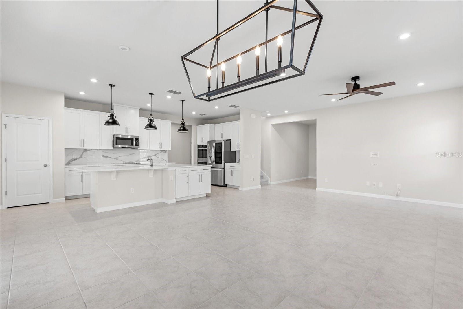 Image 14 of 51 For 2431 Tudor Rose Drive