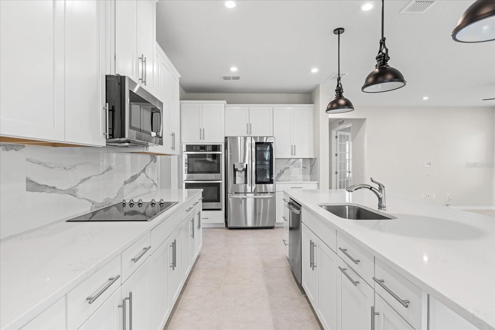 Image 18 of 51 For 2431 Tudor Rose Drive