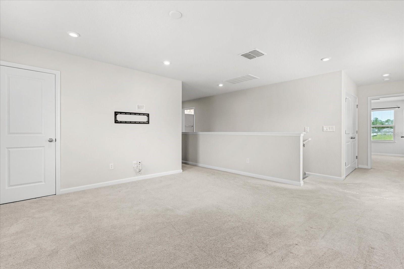 Image 26 of 51 For 2431 Tudor Rose Drive