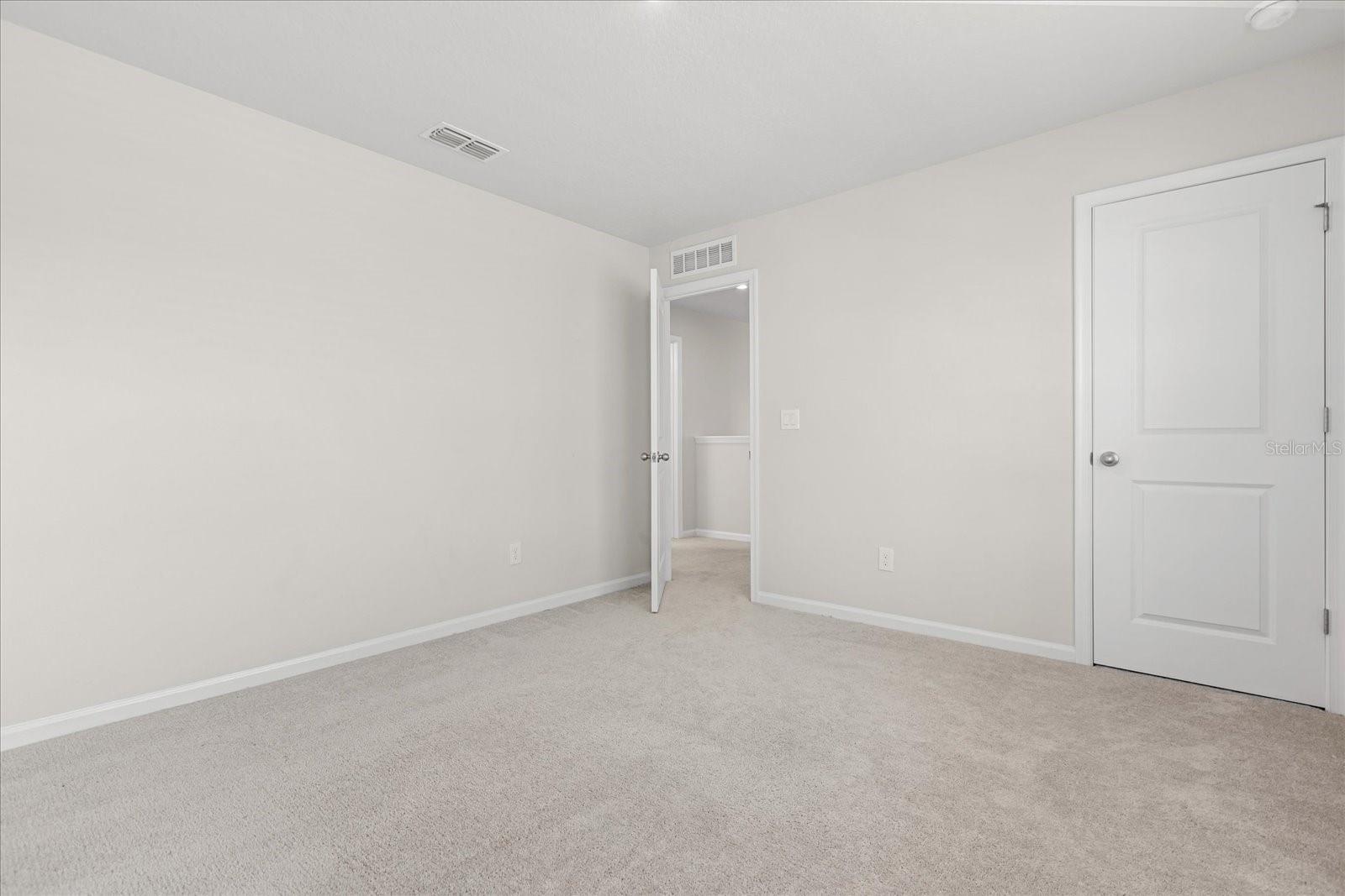 Image 32 of 51 For 2431 Tudor Rose Drive