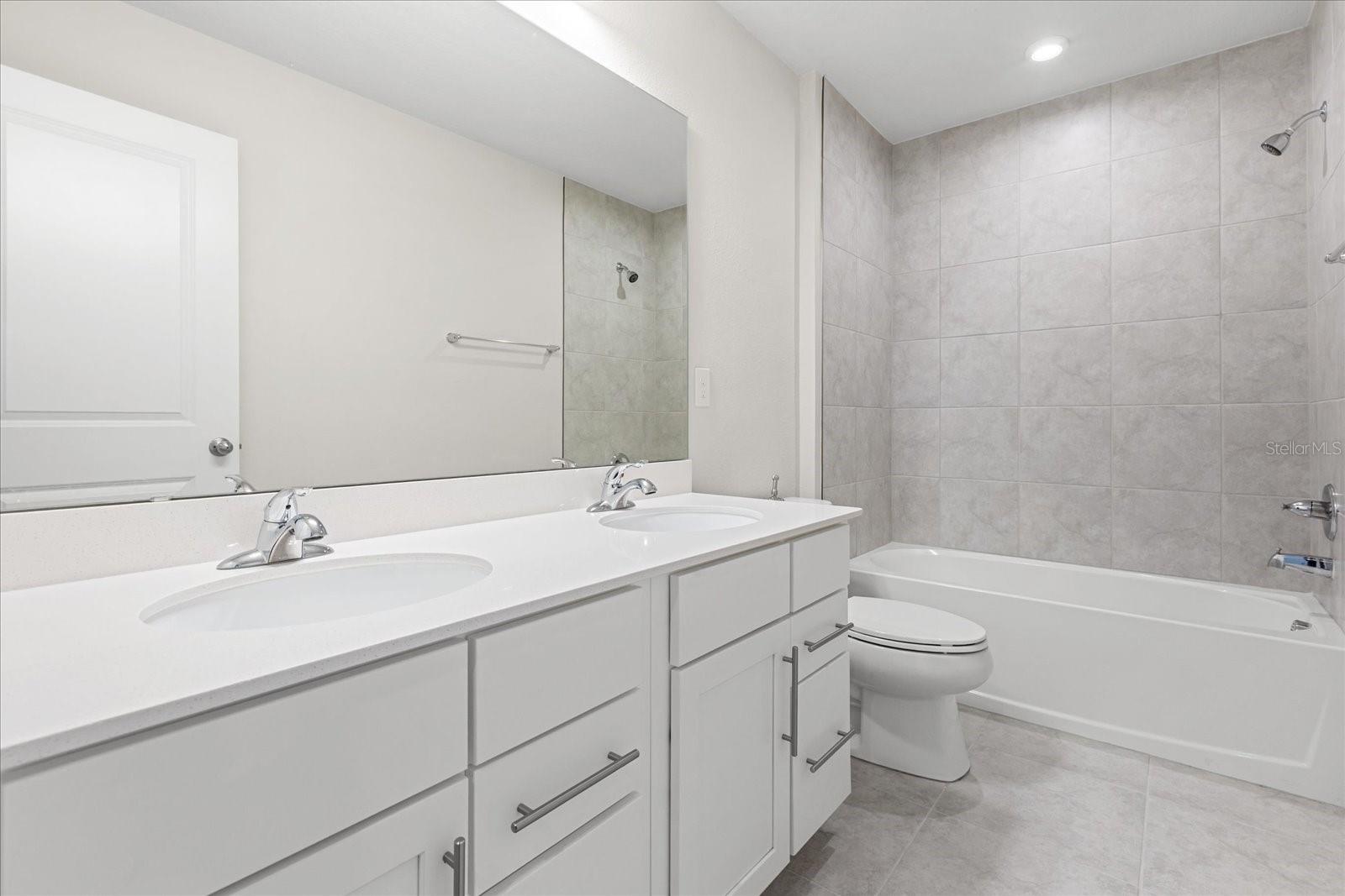 Image 35 of 51 For 2431 Tudor Rose Drive