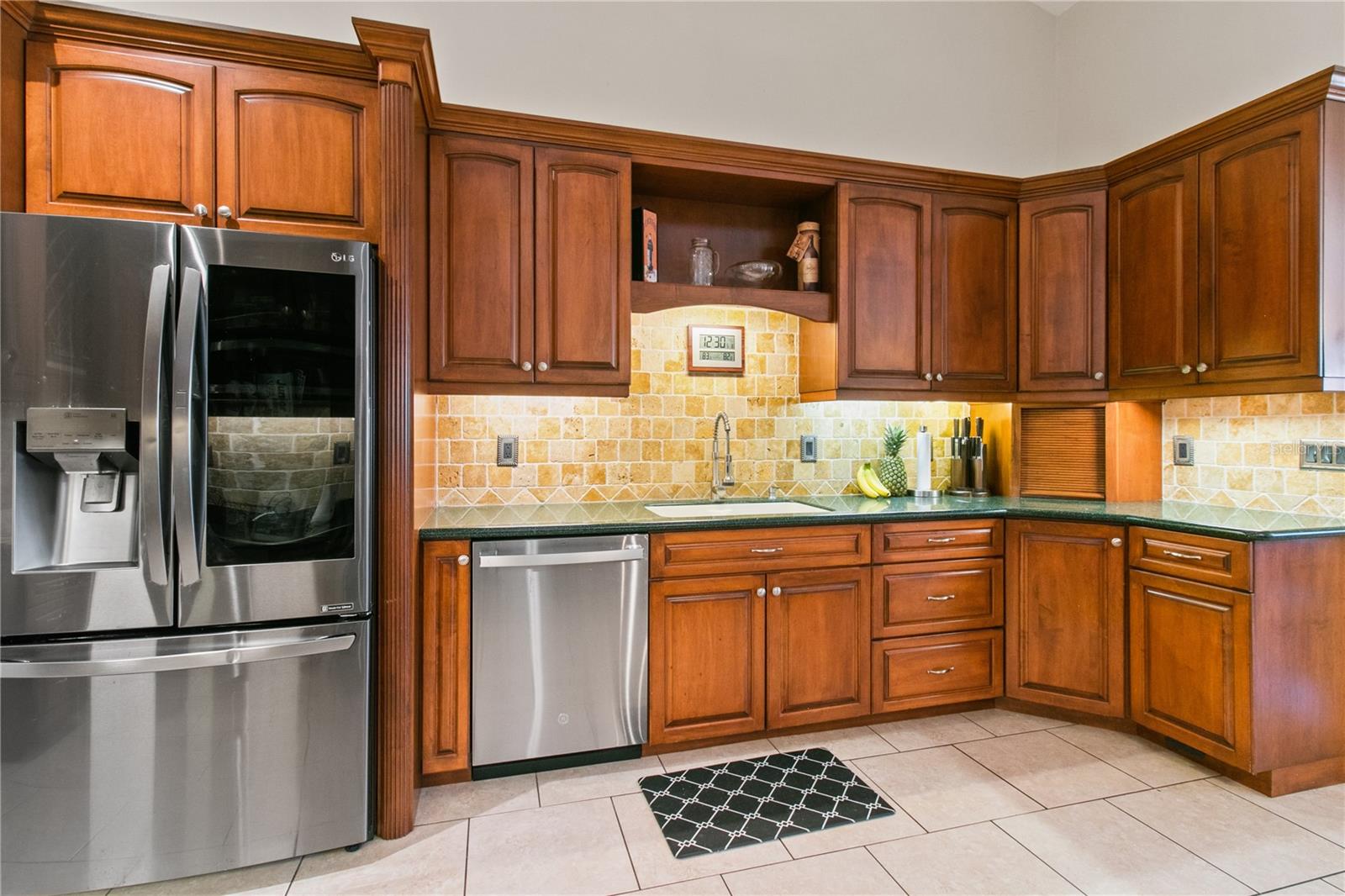 Image 9 of 55 For 14612 Bray Road