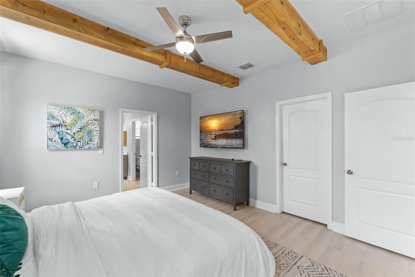 Image 25 of 61 For 13227 Spring Grove Way