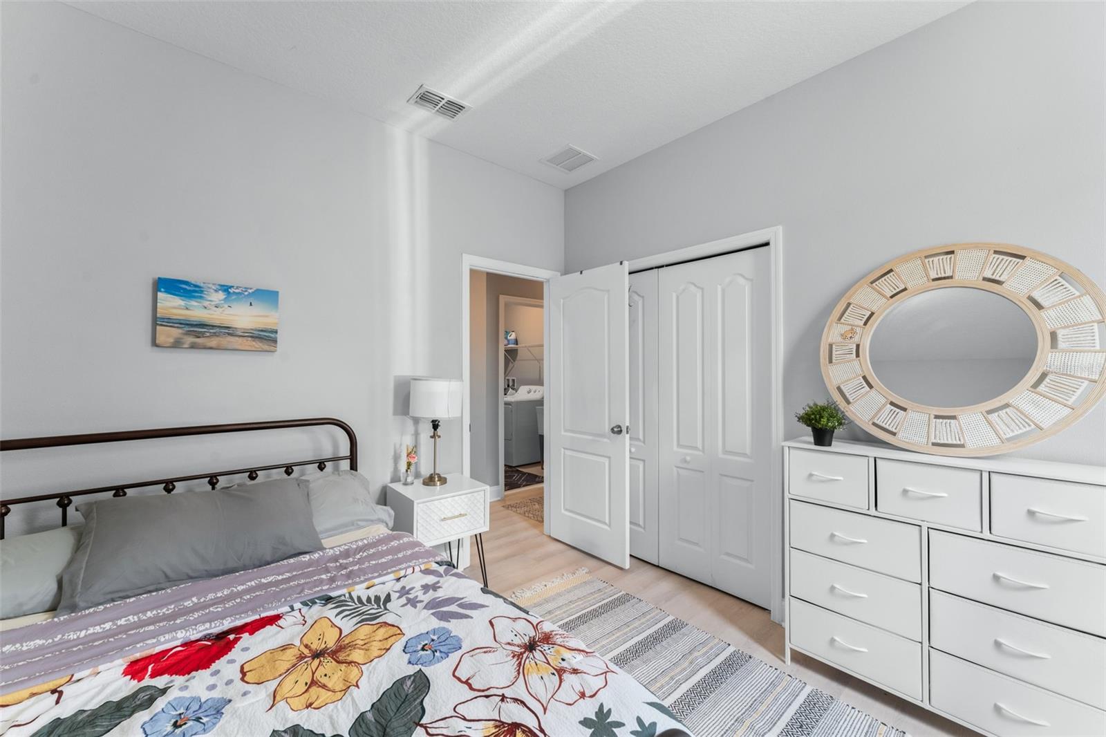 Image 31 of 61 For 13227 Spring Grove Way