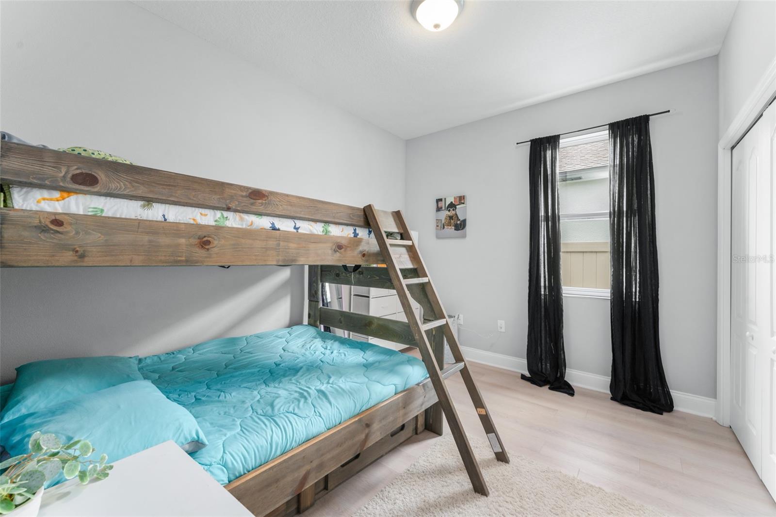 Image 32 of 61 For 13227 Spring Grove Way