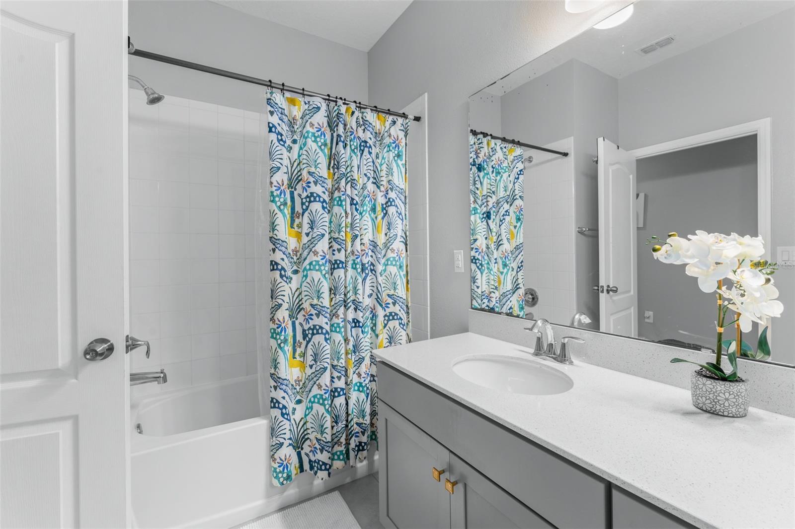 Image 35 of 61 For 13227 Spring Grove Way