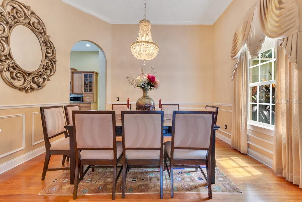 Image 21 of 62 For 283 Lakay Place