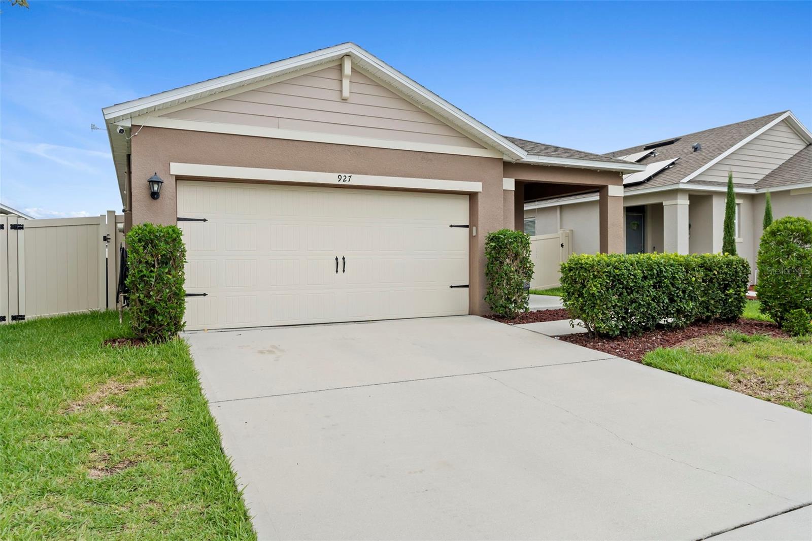 Image 40 of 43 For 927 Denali Dr