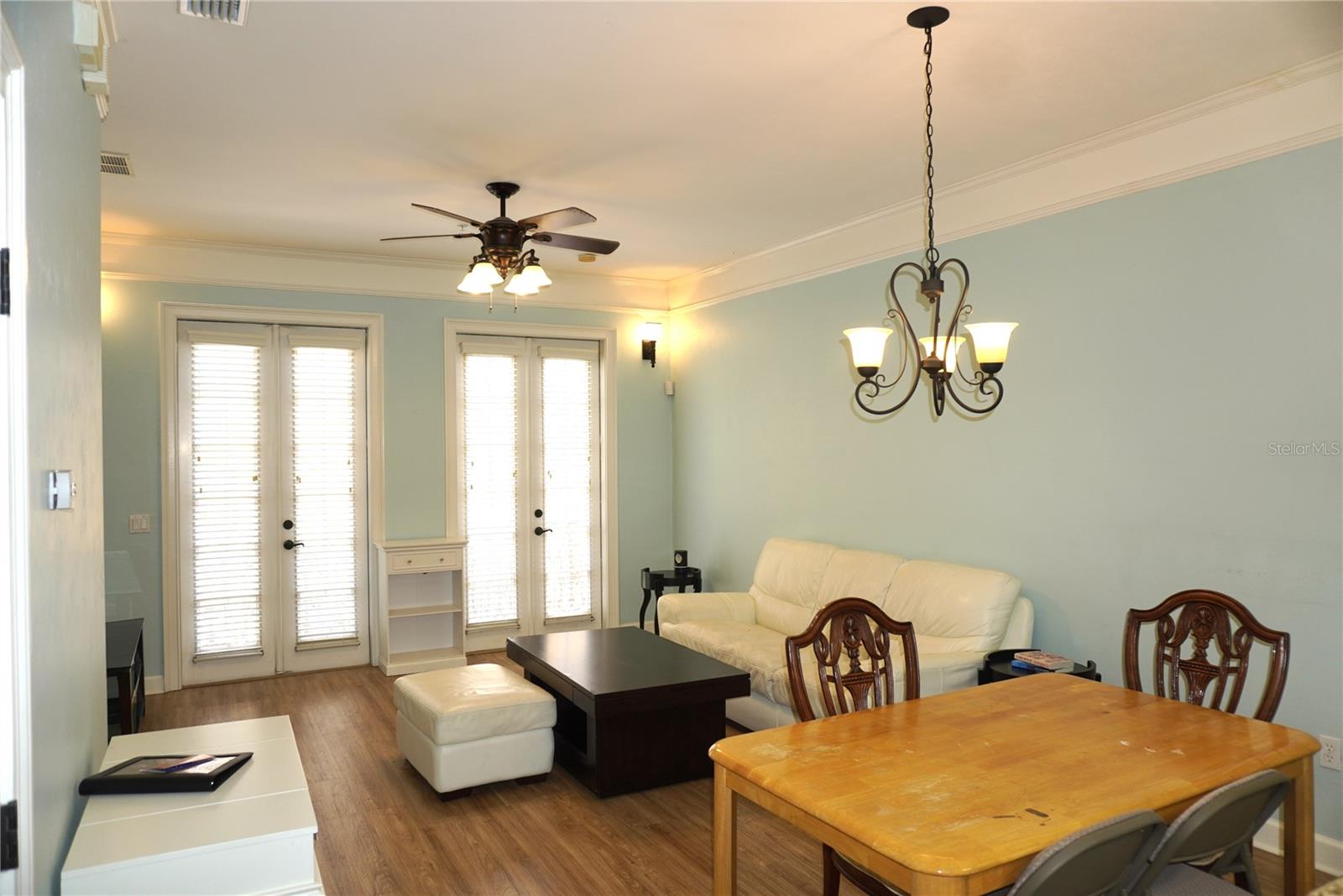 Image 10 of 45 For 1320 3rd Avenue 238