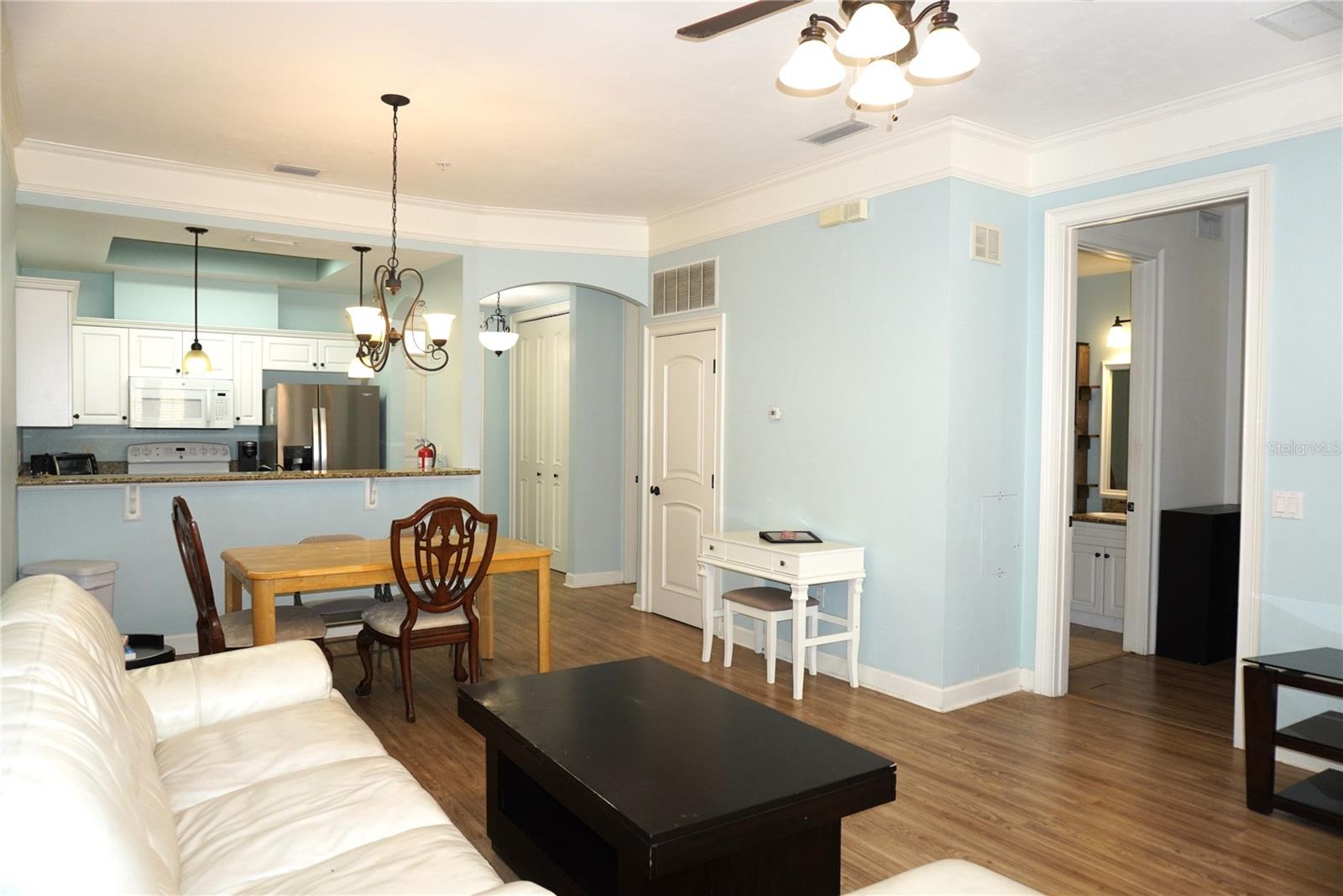 Image 13 of 45 For 1320 3rd Avenue 238