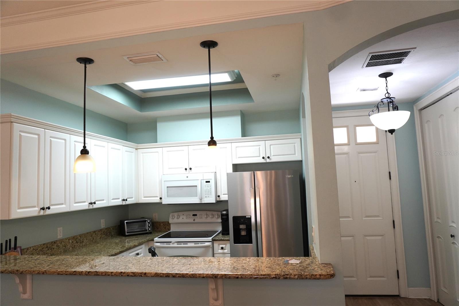 Image 4 of 45 For 1320 3rd Avenue 238