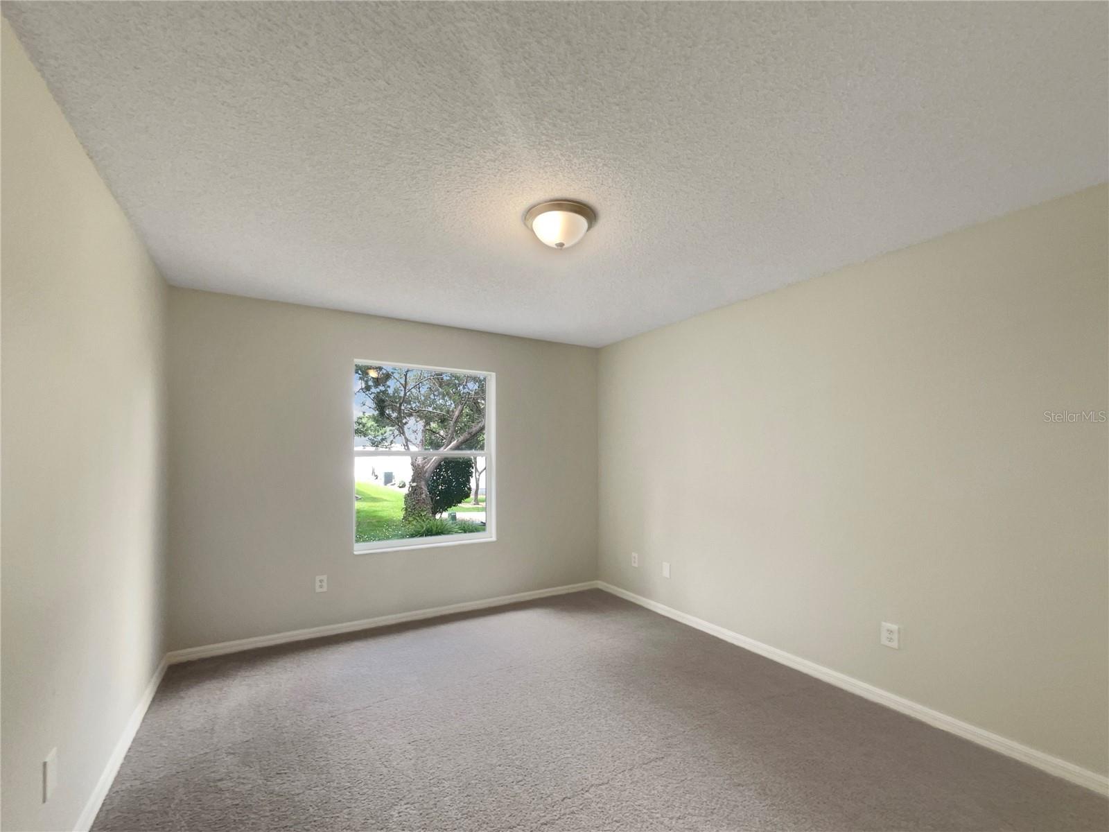 Image 11 of 24 For 9514 168th Maplesong Lane
