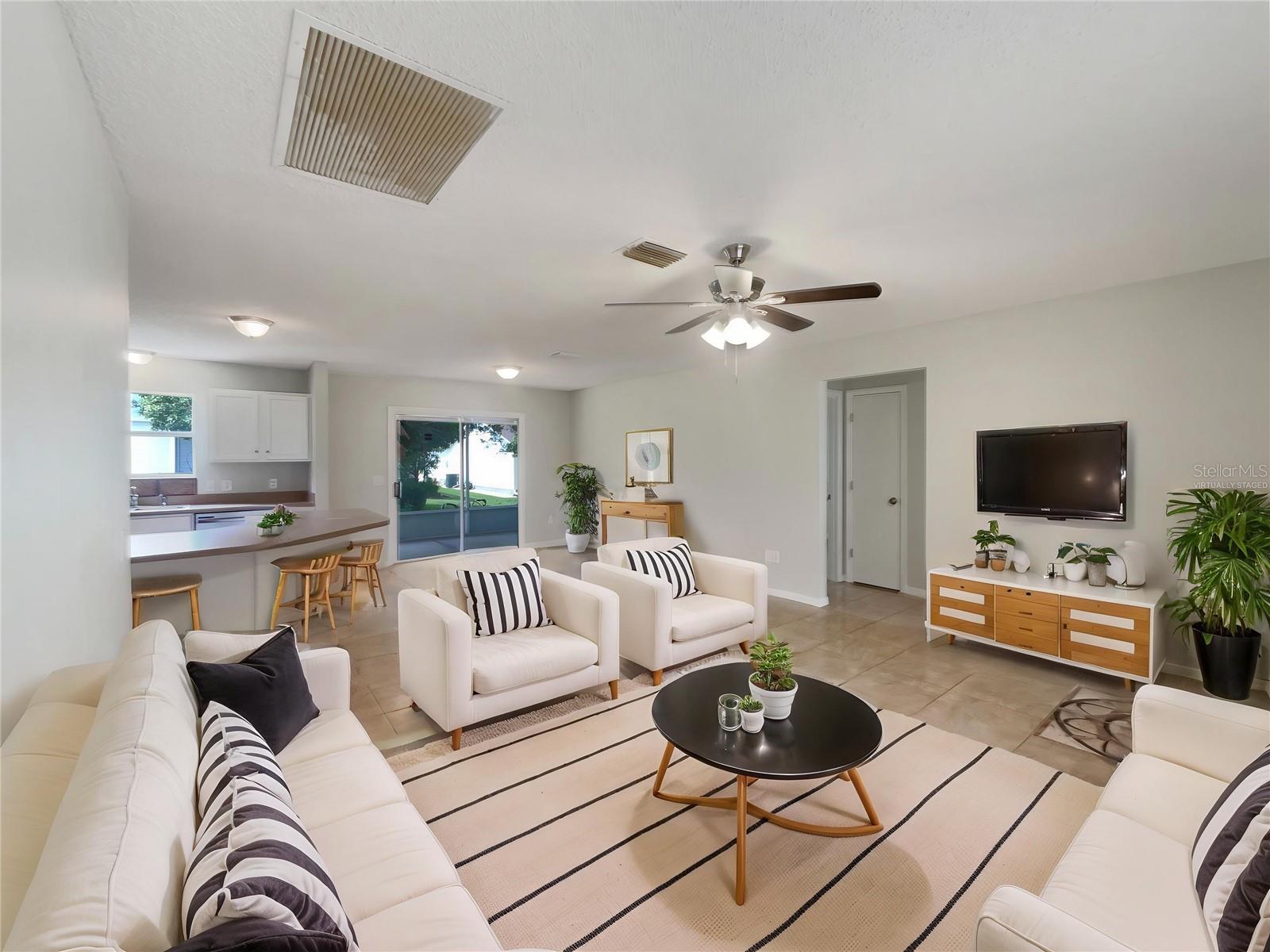Image 3 of 24 For 9514 168th Maplesong Lane