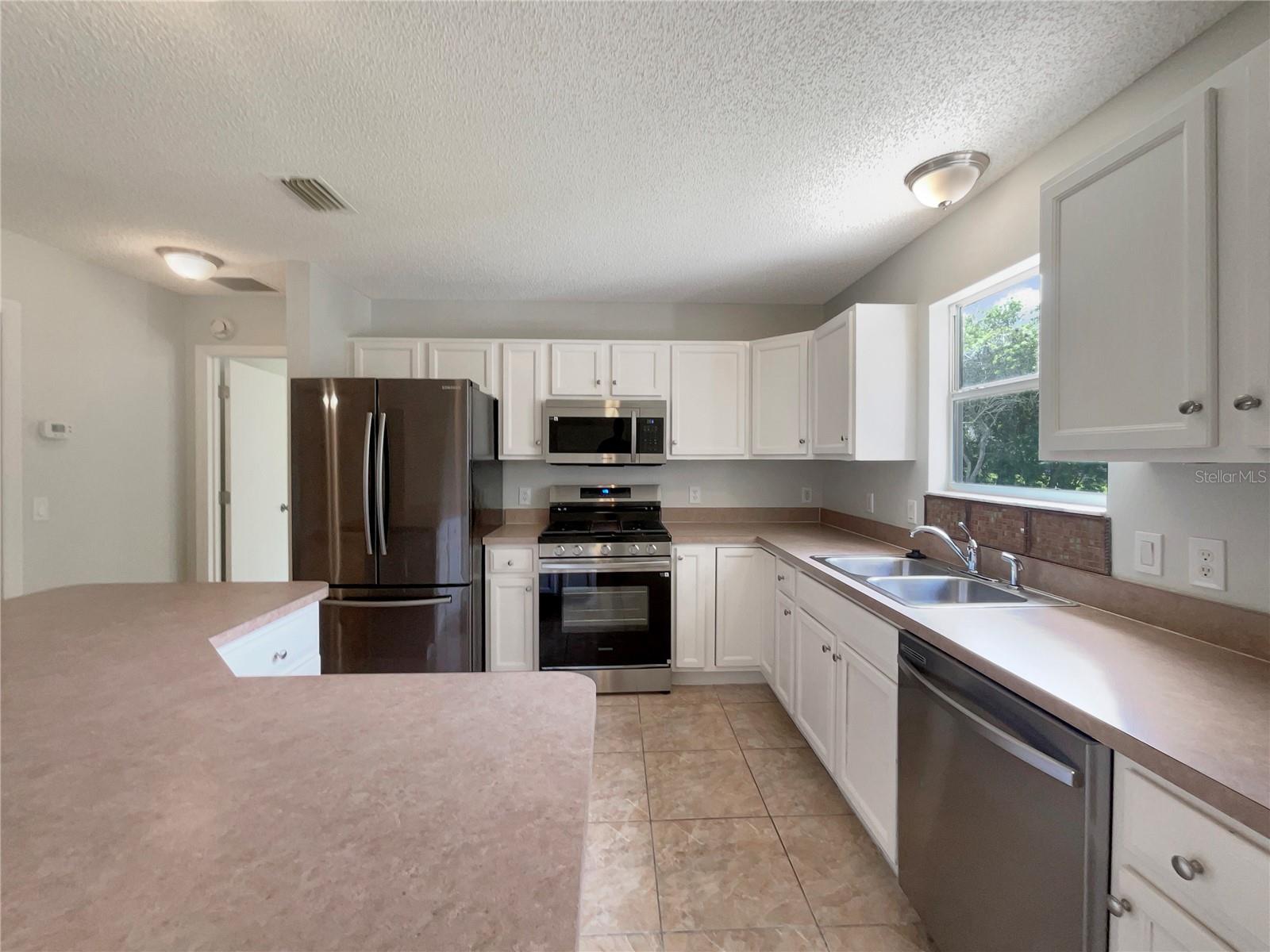 Image 7 of 24 For 9514 168th Maplesong Lane