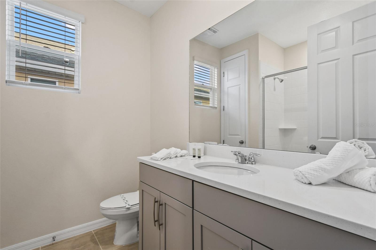 Image 55 of 66 For 8928 Coconut Breeze Drive