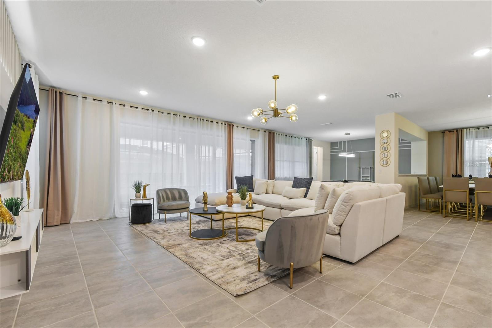 Image 7 of 66 For 8928 Coconut Breeze Drive