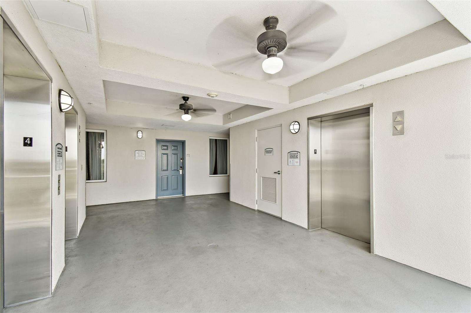 Image 11 of 57 For 13427 Blue Heron Beach Dr  404