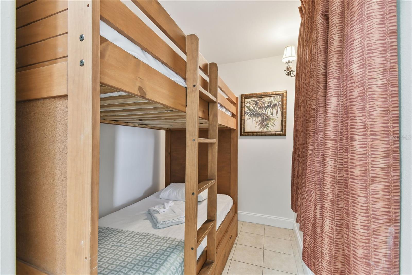 Image 14 of 57 For 13427 Blue Heron Beach Dr  404