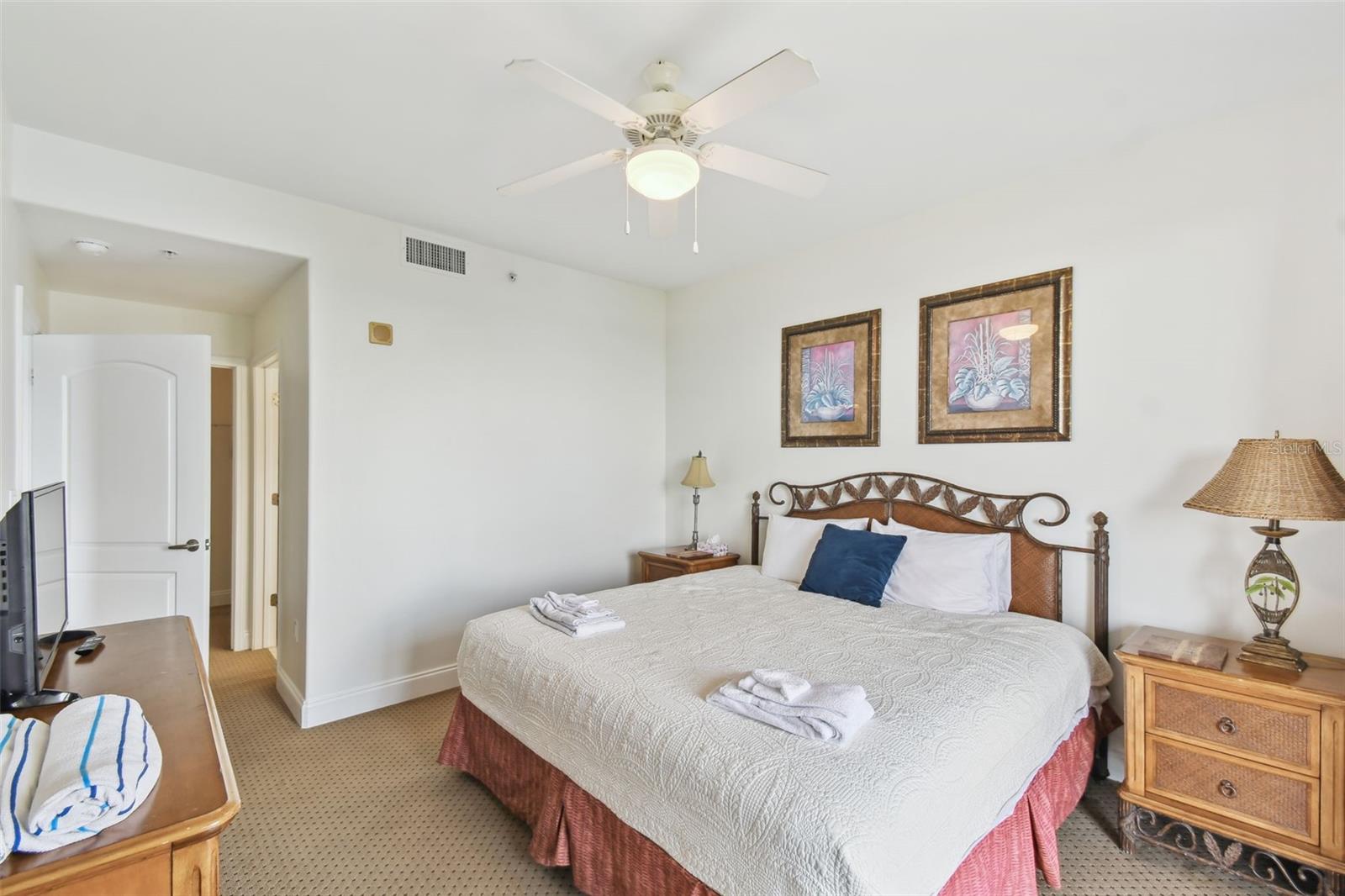 Image 37 of 57 For 13427 Blue Heron Beach Dr  404