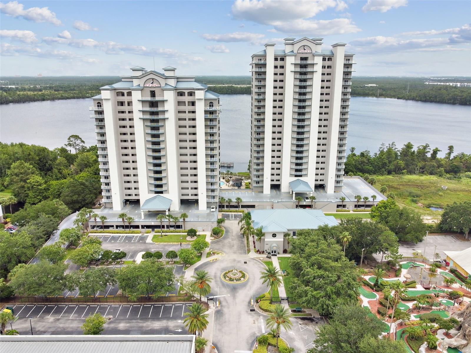 Image 4 of 57 For 13427 Blue Heron Beach Dr  404