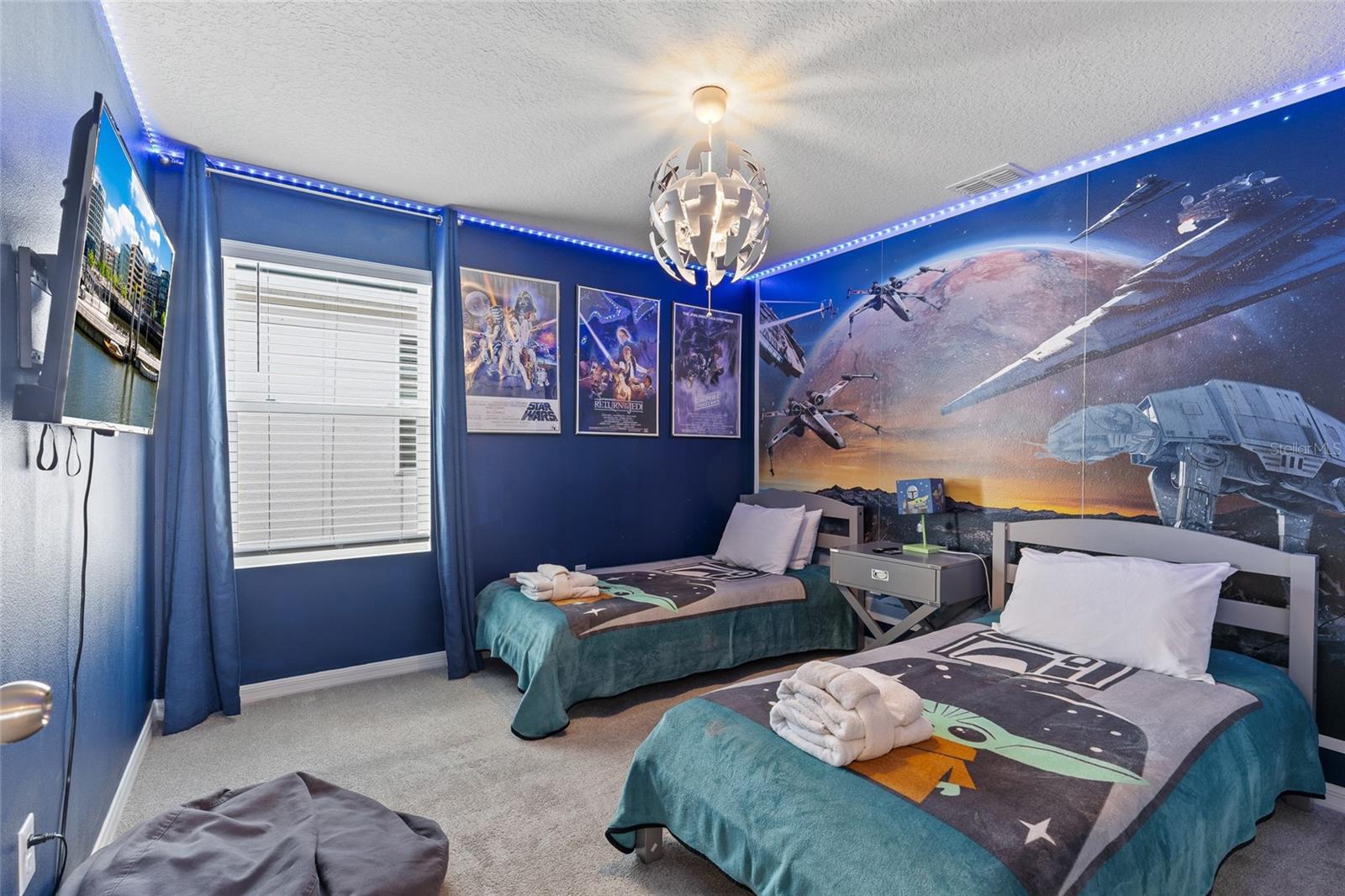 Image 27 of 62 For 1809 Tropical Palms Circle