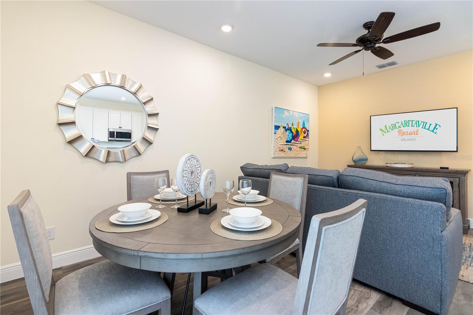 Image 4 of 36 For 2923 Castaway Lane