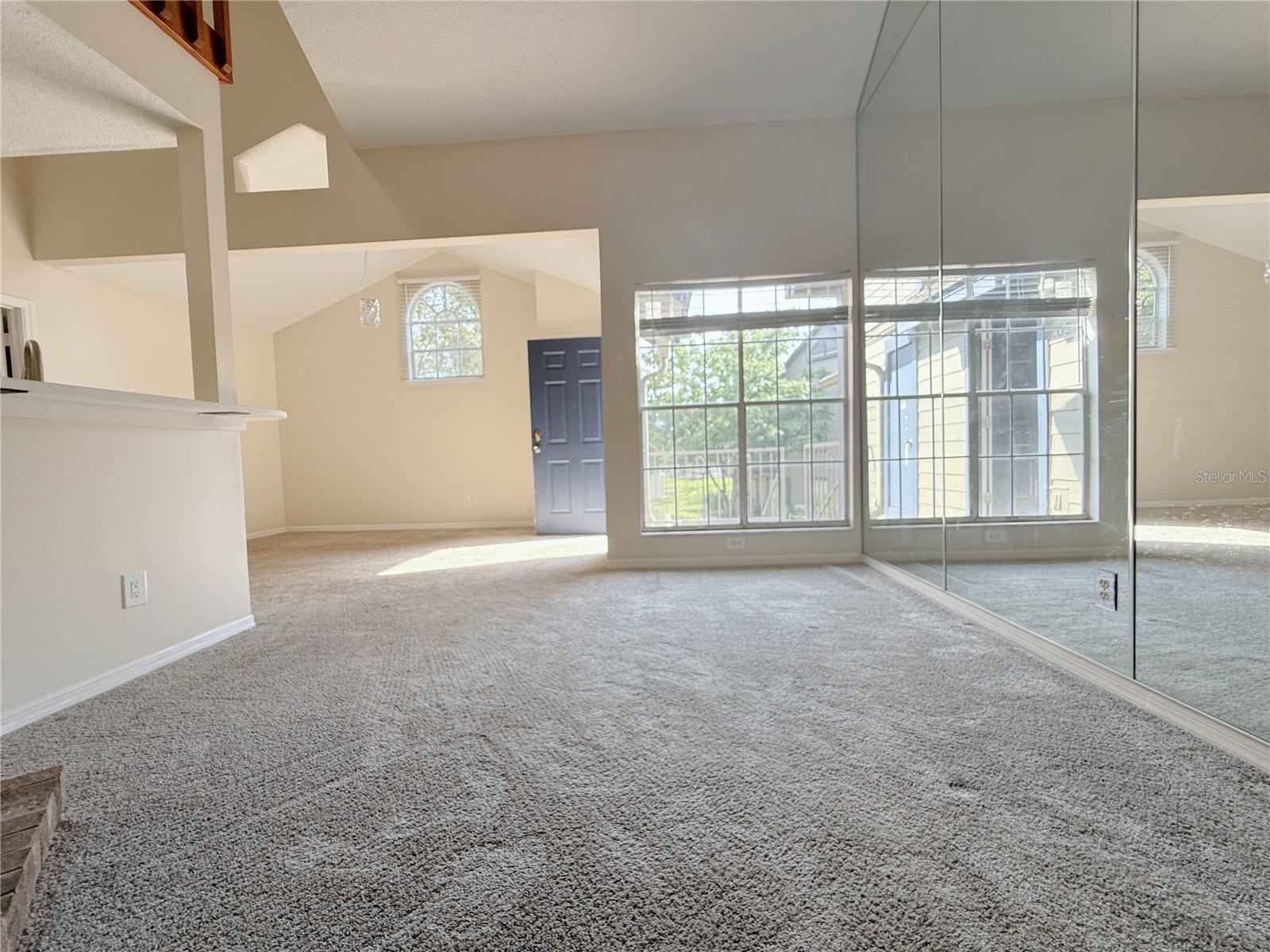 Image 4 of 17 For 947 Bird Bay Court 205