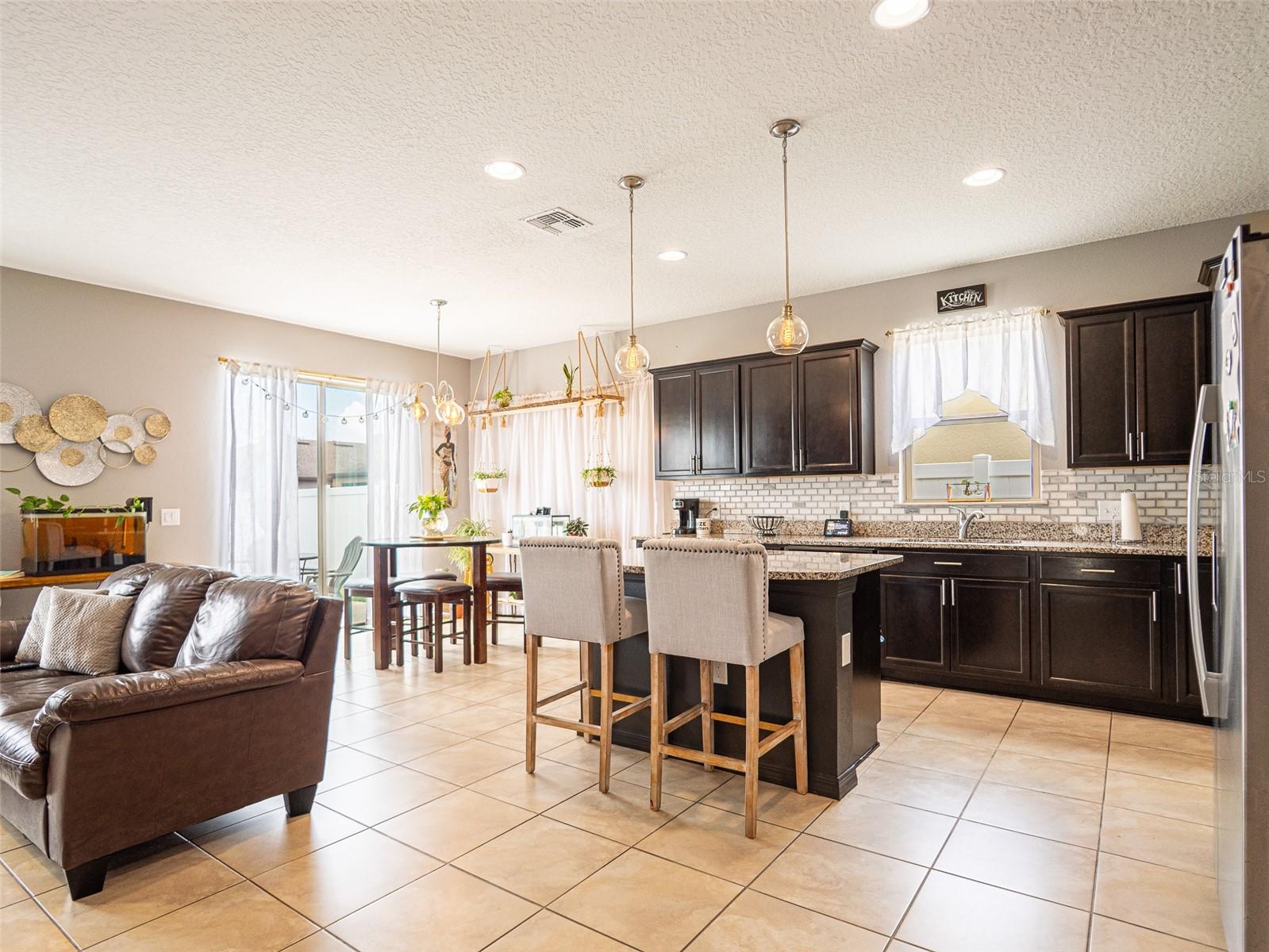 Image 15 of 41 For 8710 Rindge Road