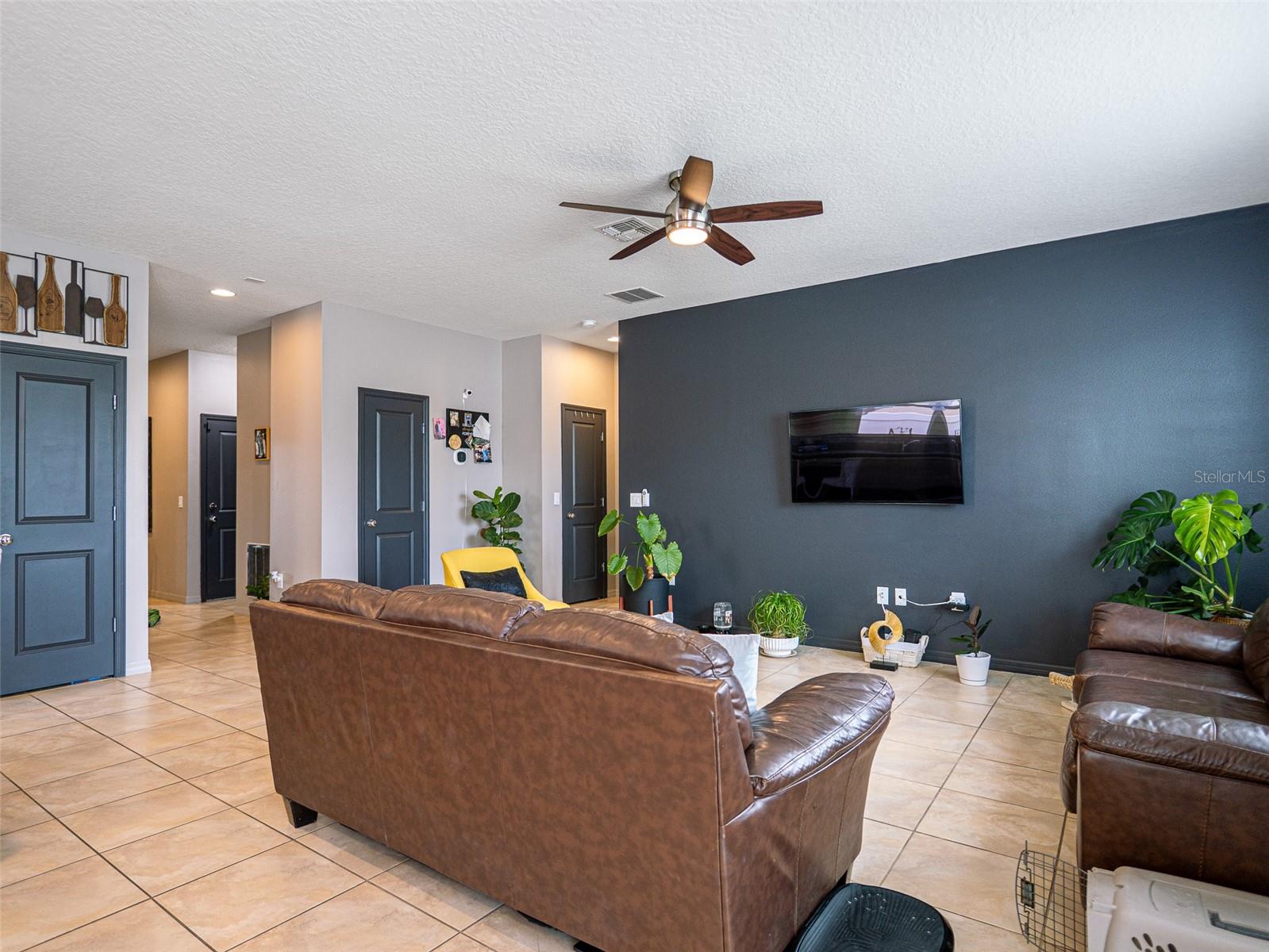 Image 16 of 41 For 8710 Rindge Road