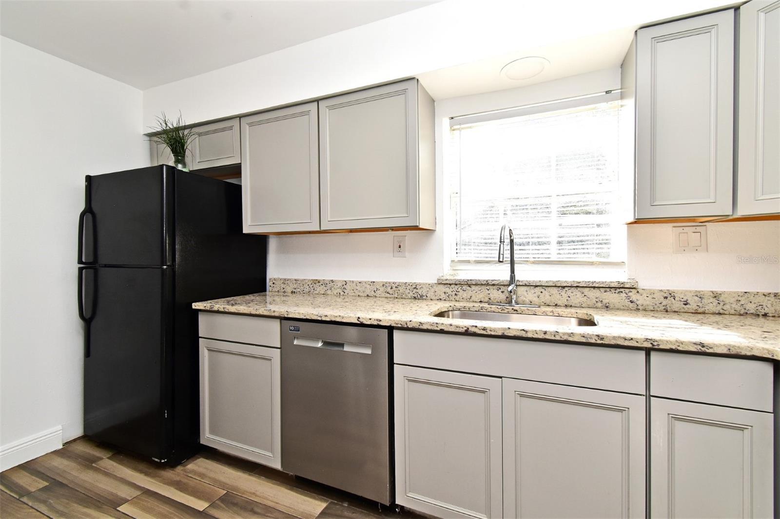 Image 13 of 36 For 3057 Aaron Burr Avenue 1