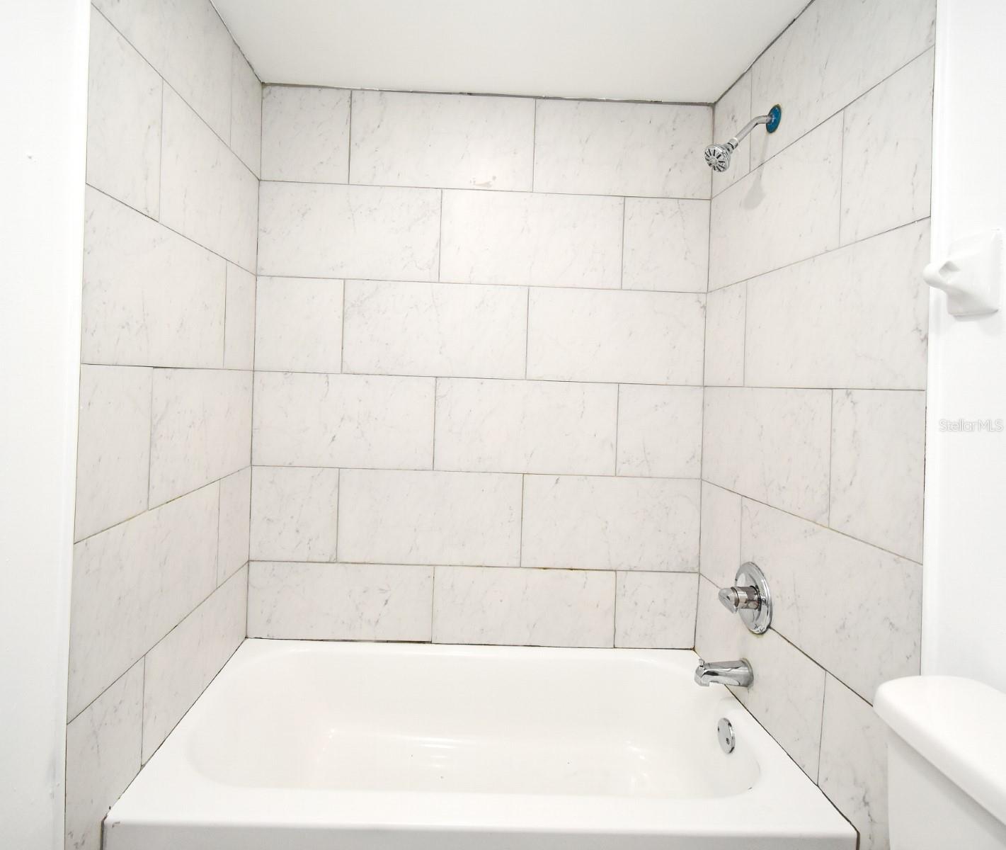 Image 22 of 36 For 3057 Aaron Burr Avenue 1