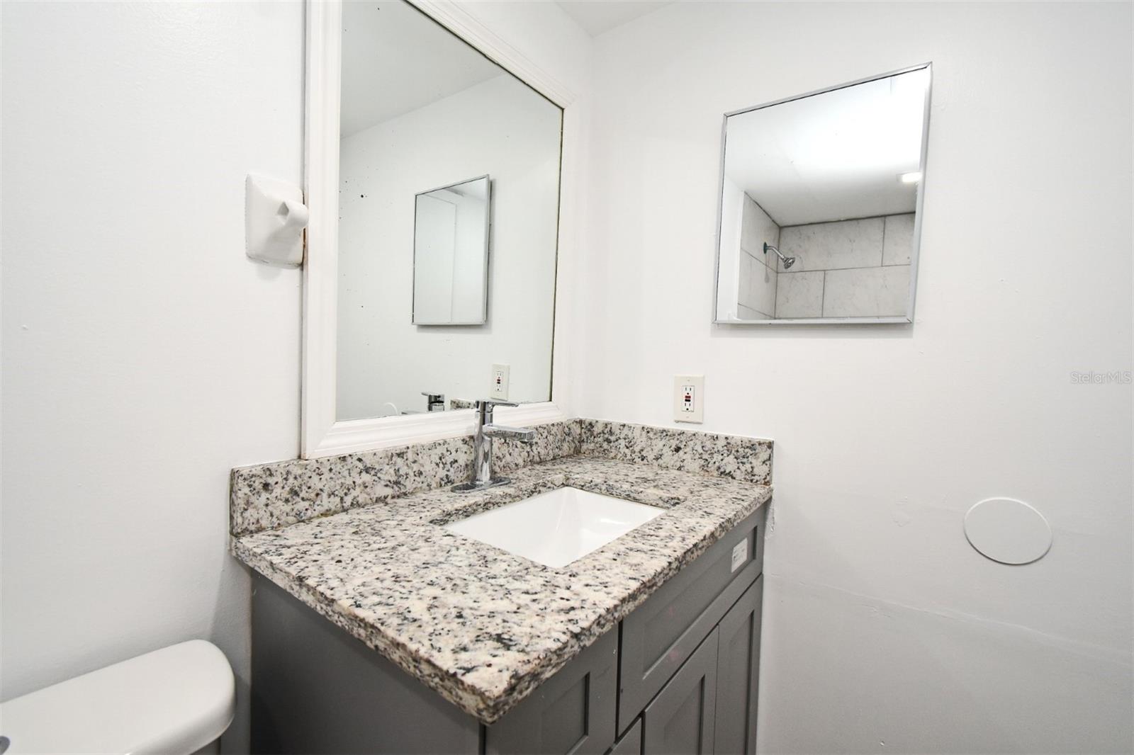 Image 23 of 36 For 3057 Aaron Burr Avenue 1