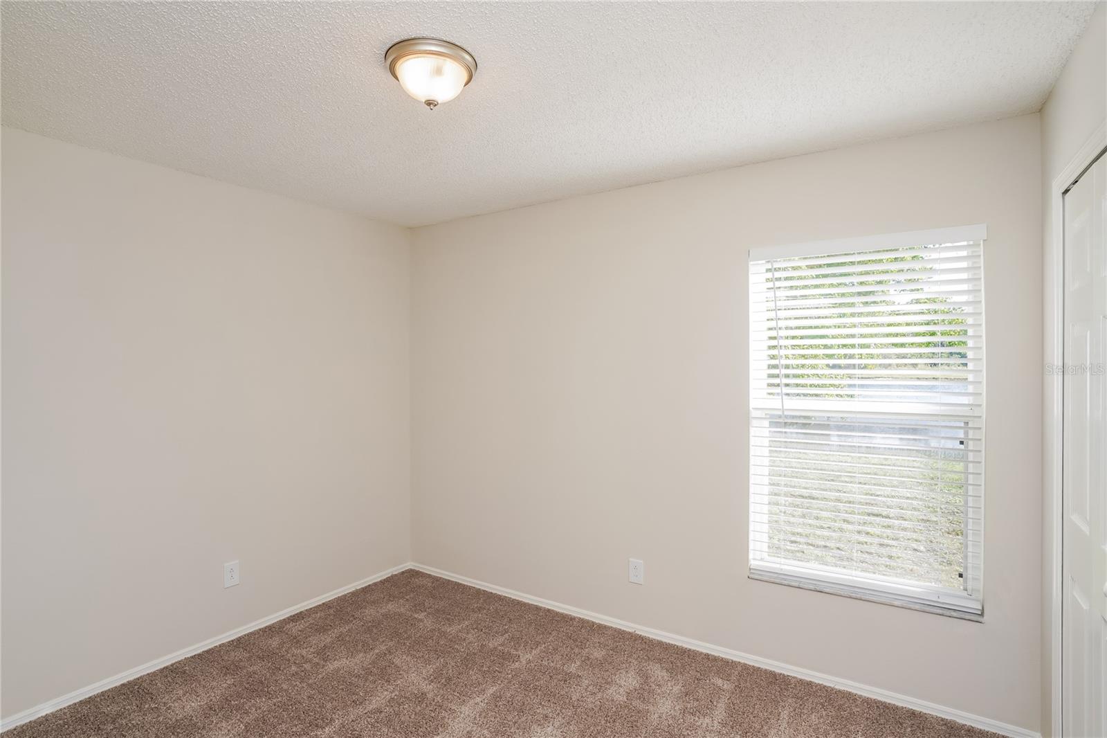 Image 11 of 26 For 11212 3rd Avenue E
