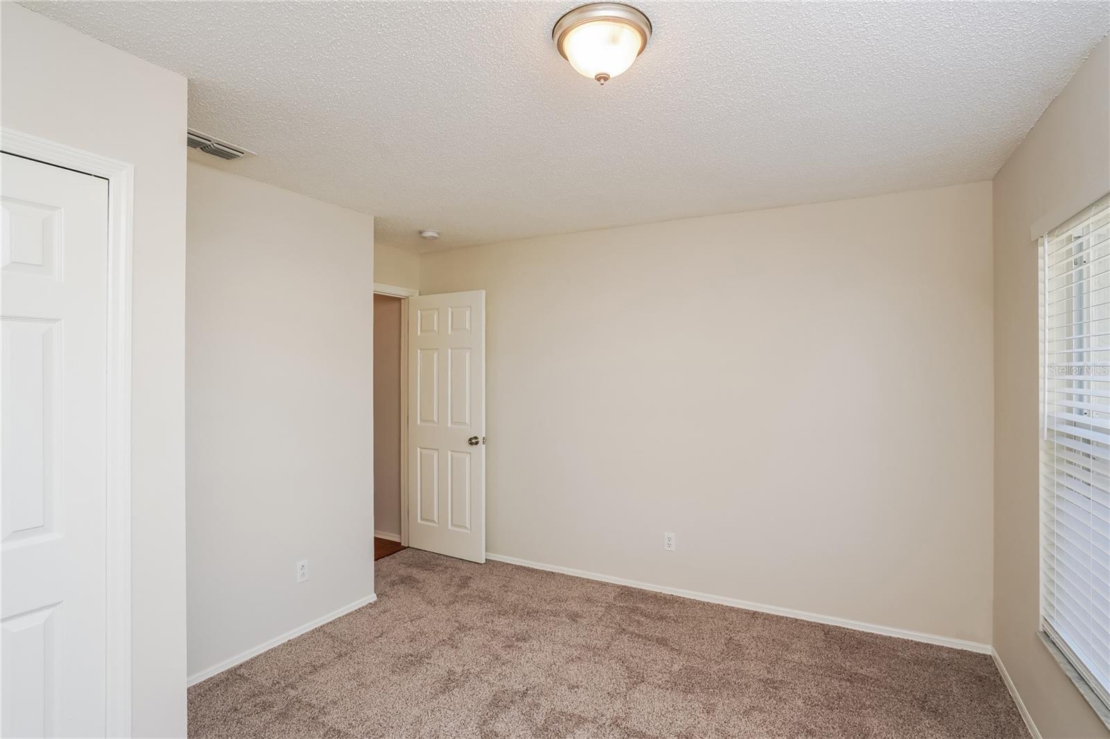 Image 13 of 26 For 11212 3rd Avenue E