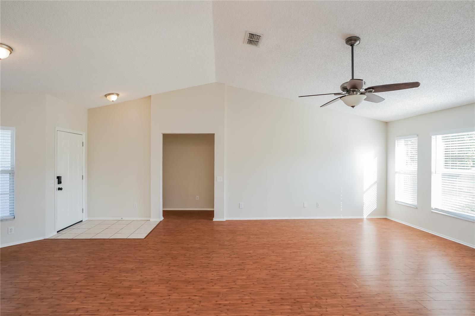 Image 3 of 26 For 11212 3rd Avenue E