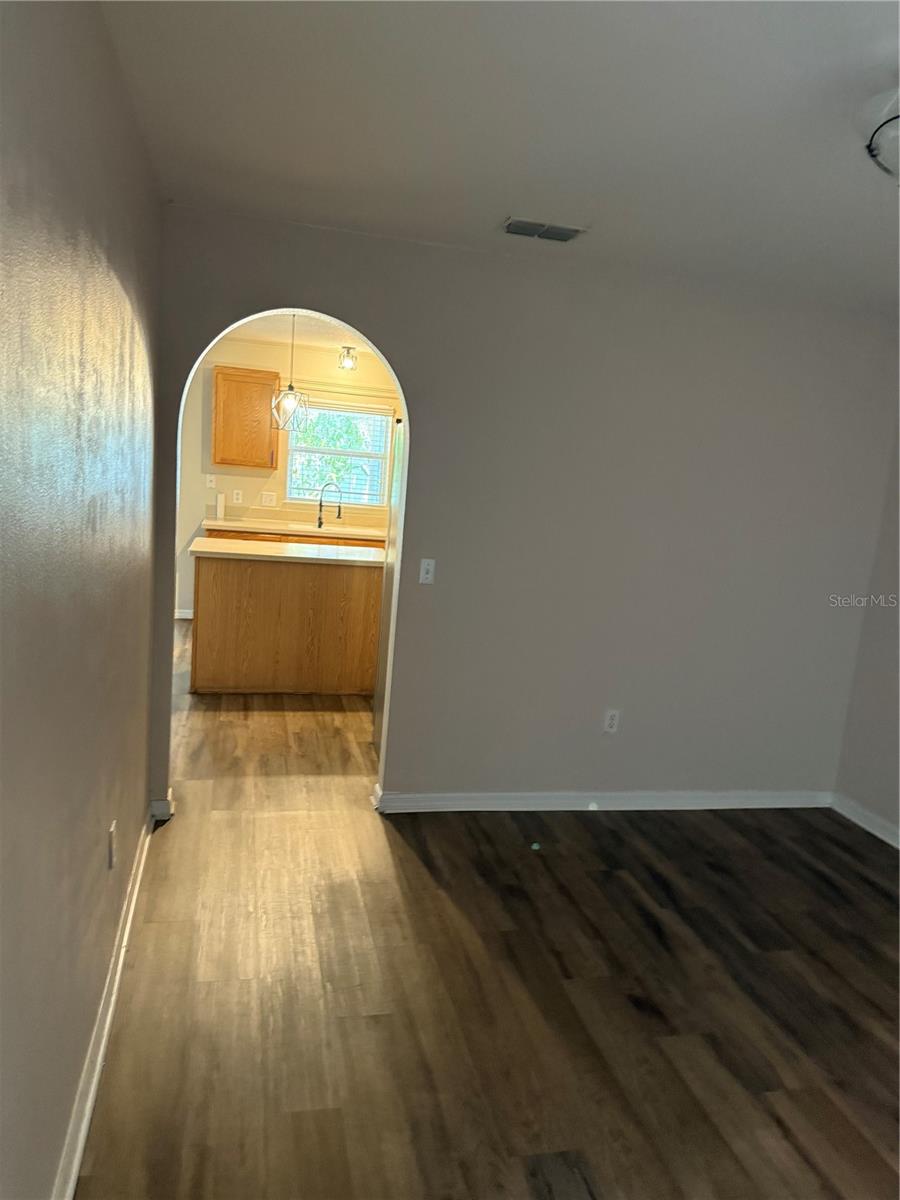Image 21 of 43 For 436 Hammerstone Avenue