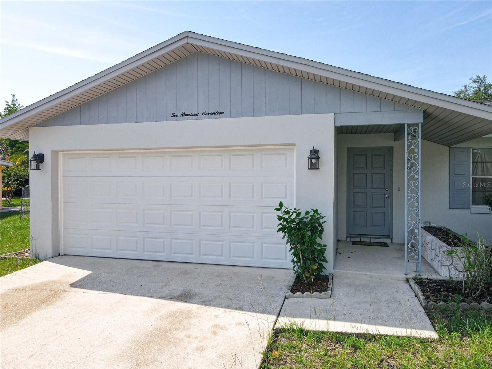 Image 7 of 45 For 217 Melissa Court