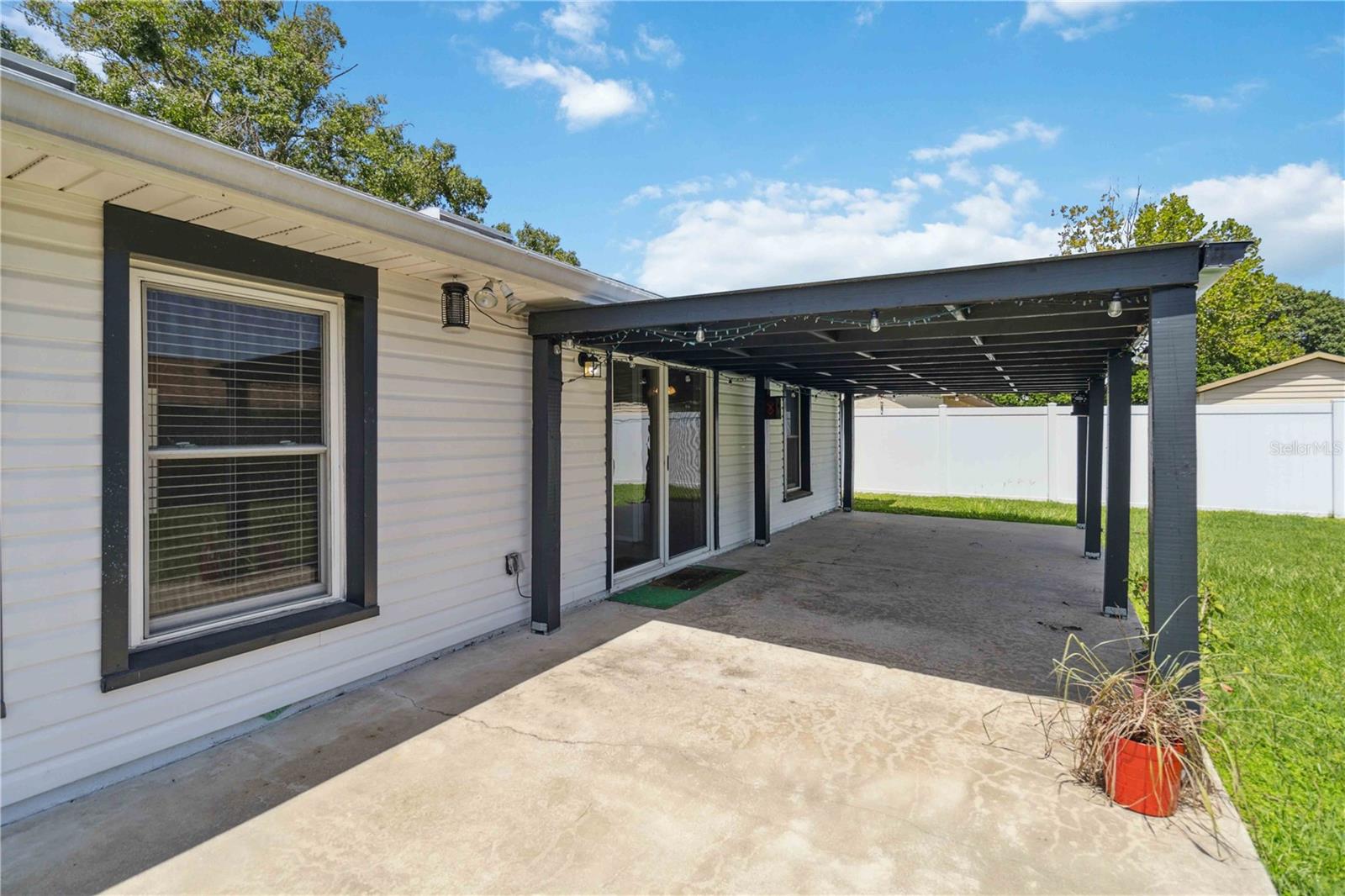 Image 19 of 23 For 8767 Grandee Drive