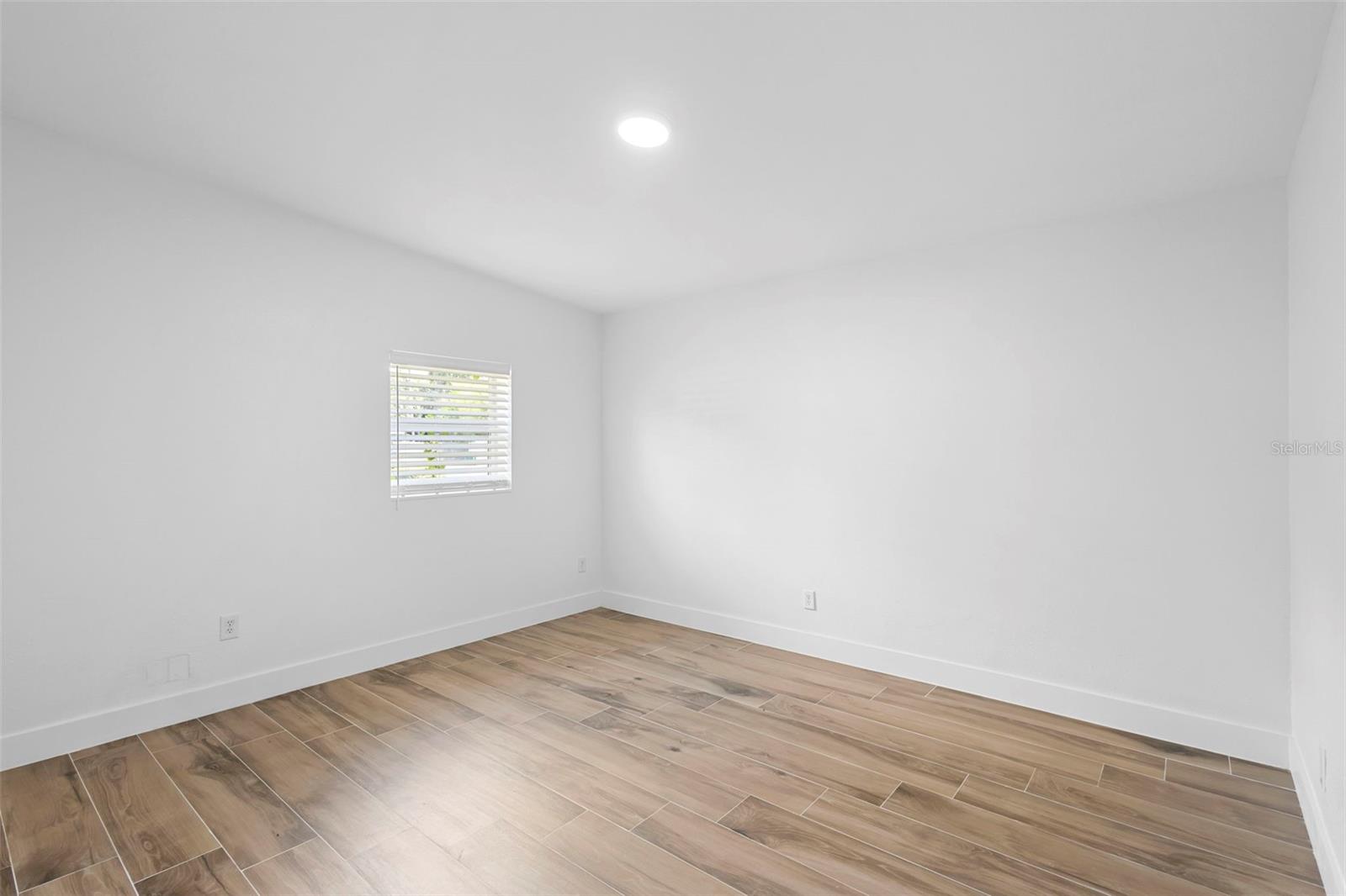 Image 29 of 41 For 1511 Horatio Avenue
