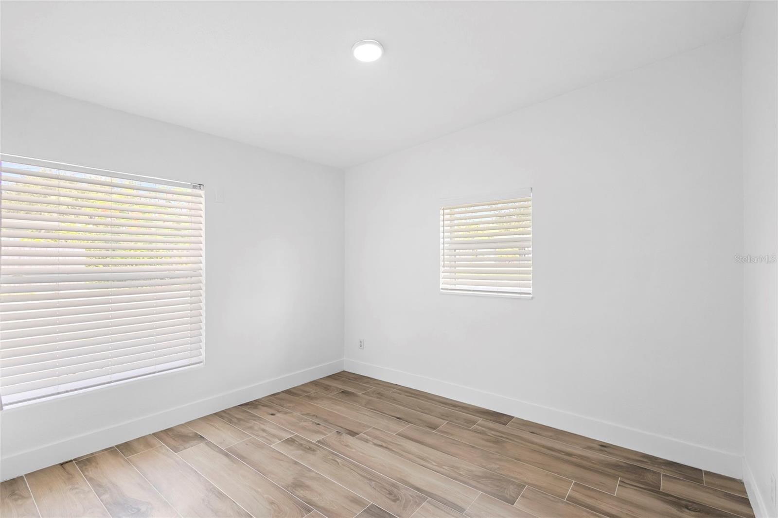 Image 30 of 41 For 1511 Horatio Avenue