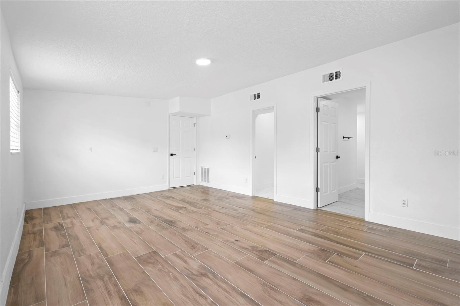 Image 6 of 41 For 1511 Horatio Avenue